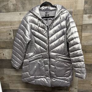 Womens Puffed Jacket Sz 18/20Hood ,Lane Bryant Silver , Chamara Para Mujer NEW